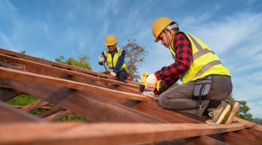 Professional Flat Roofing Installation services in Morristown, IN